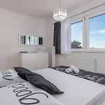 Ivan Zadarvillas Villa *