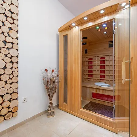 Ivan Zadarvillas Villa *