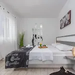 Ivan Zadarvillas Villa *