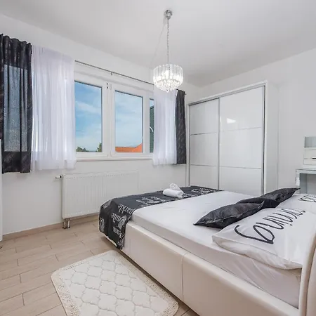 Villa Ivan Zadarvillas Novigrad (Dalmatia)