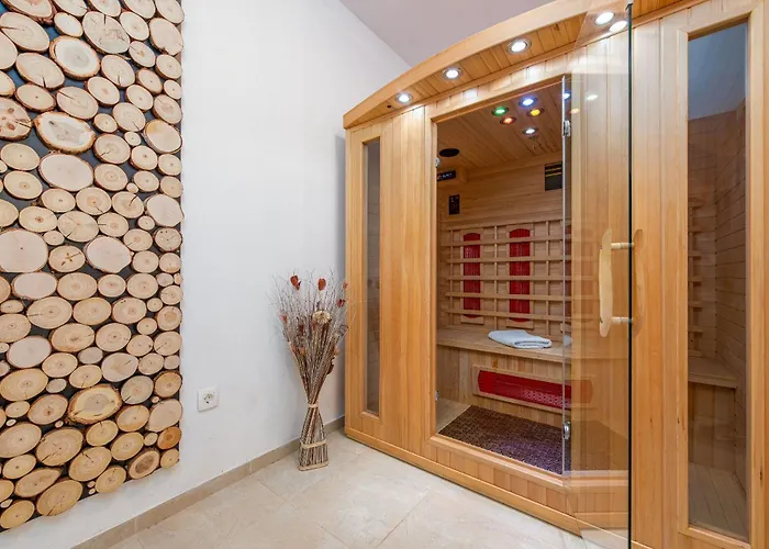 Ivan Zadarvillas Vila *